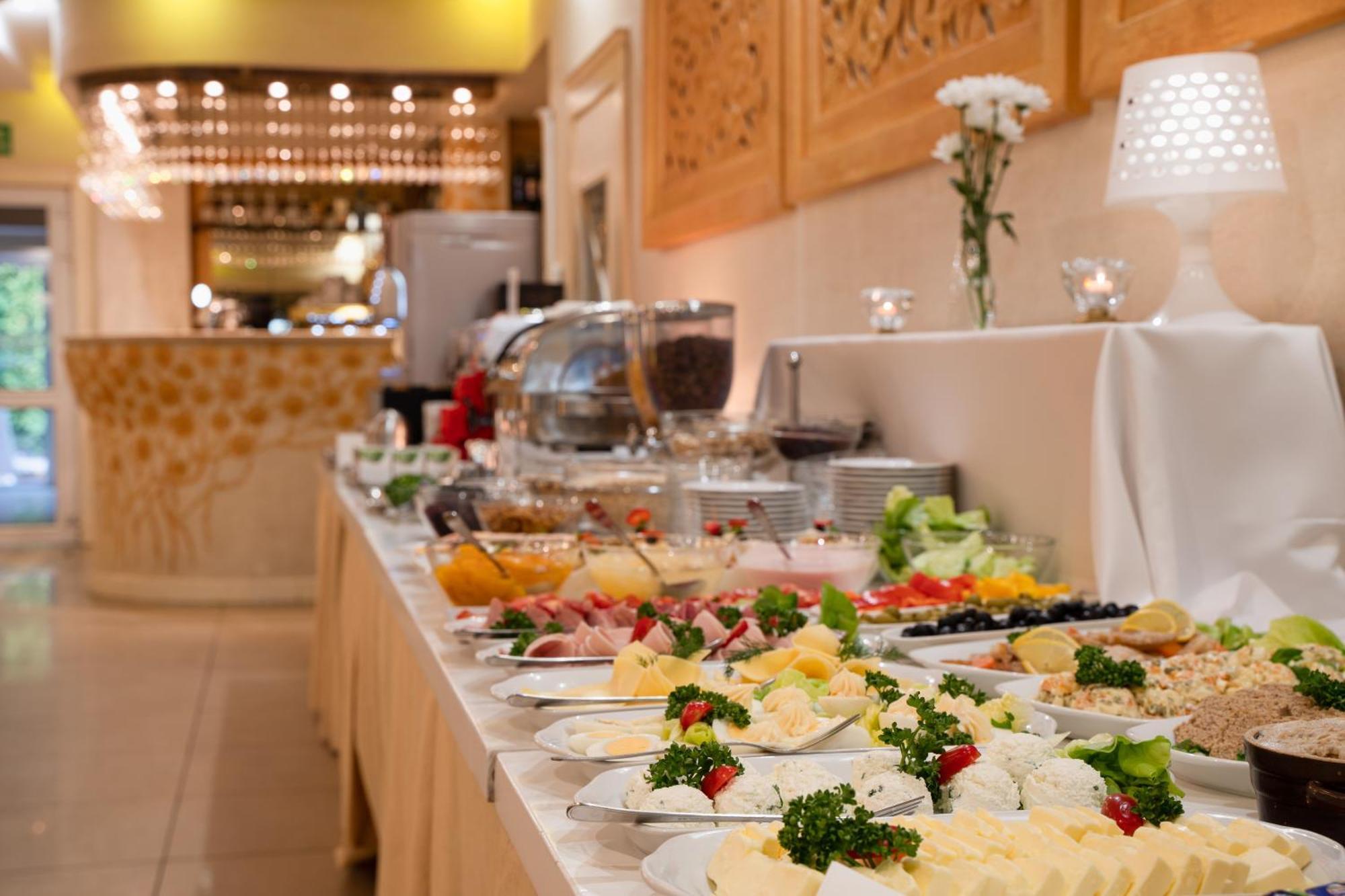 Hotel Nad Pisa Pisz Kültér fotó