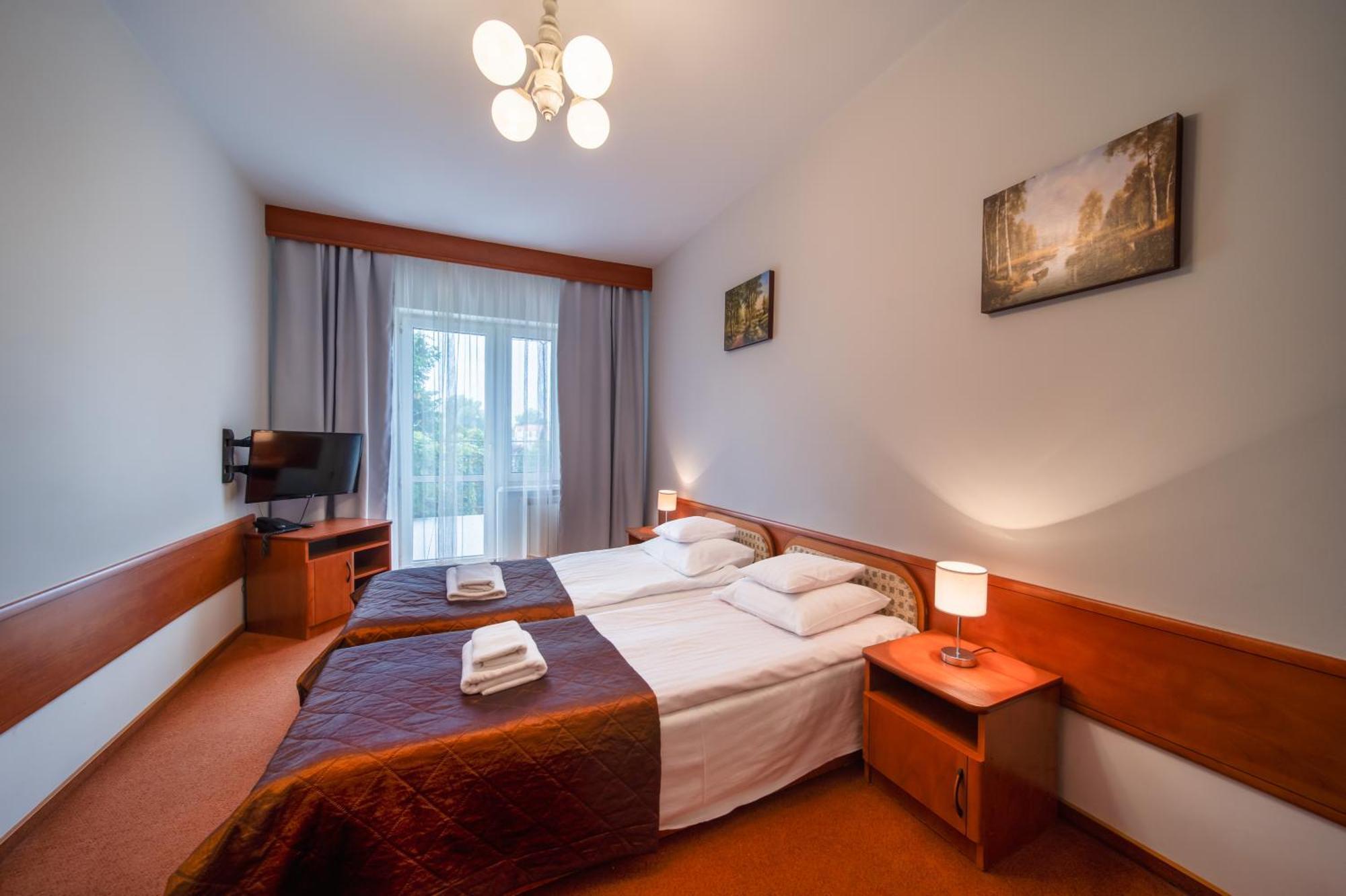 Hotel Nad Pisa Pisz Kültér fotó