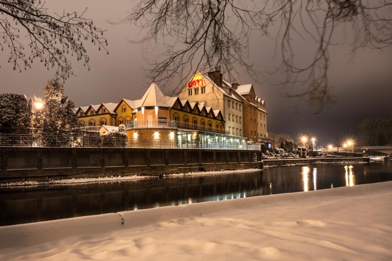 Hotel Nad Pisa Pisz Kültér fotó