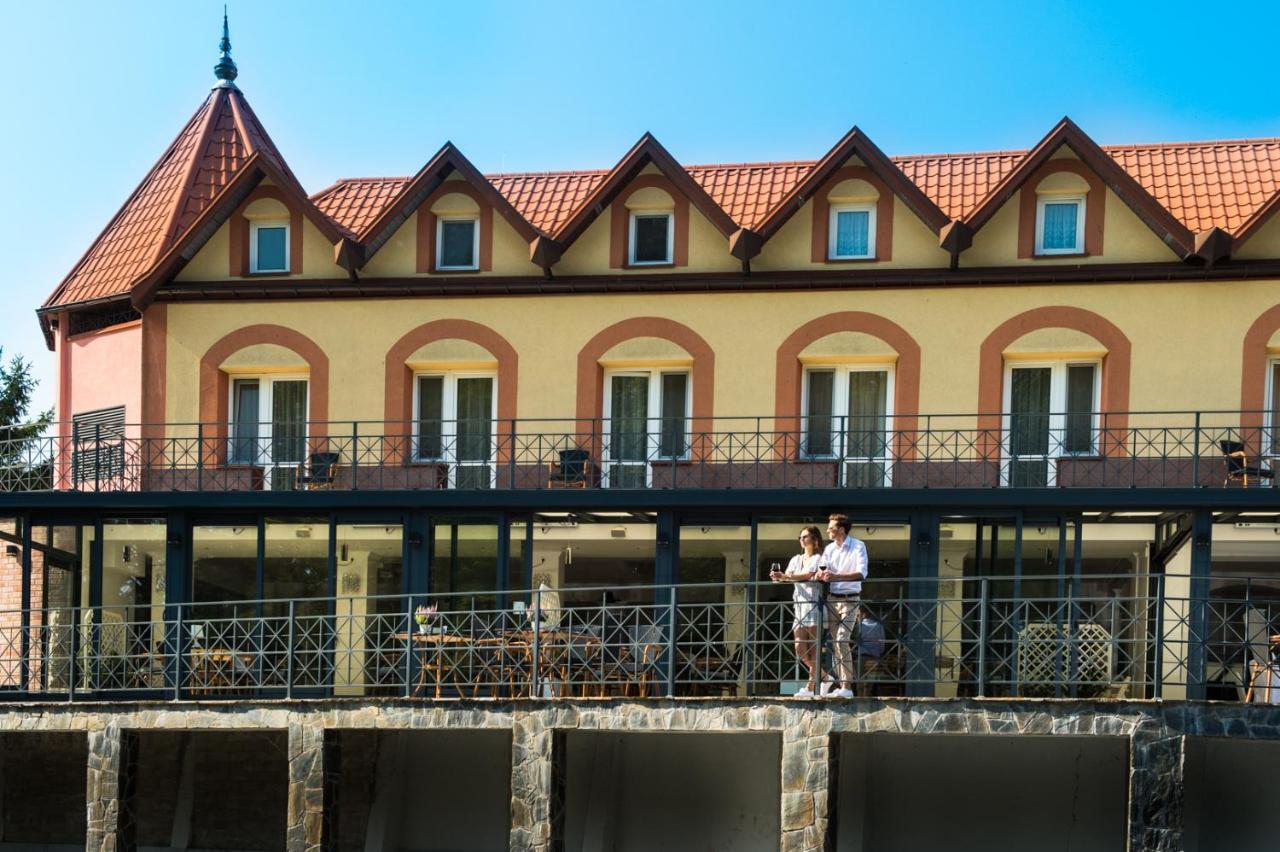 Hotel Nad Pisa Pisz Kültér fotó