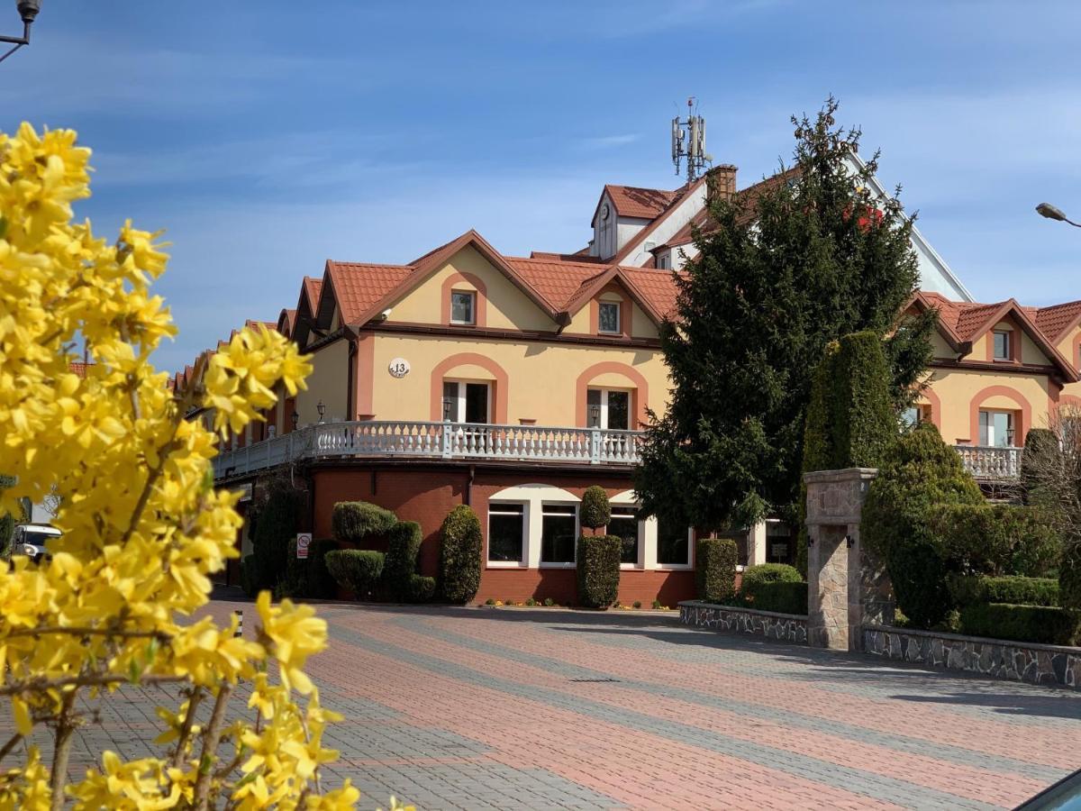 Hotel Nad Pisa Pisz Kültér fotó
